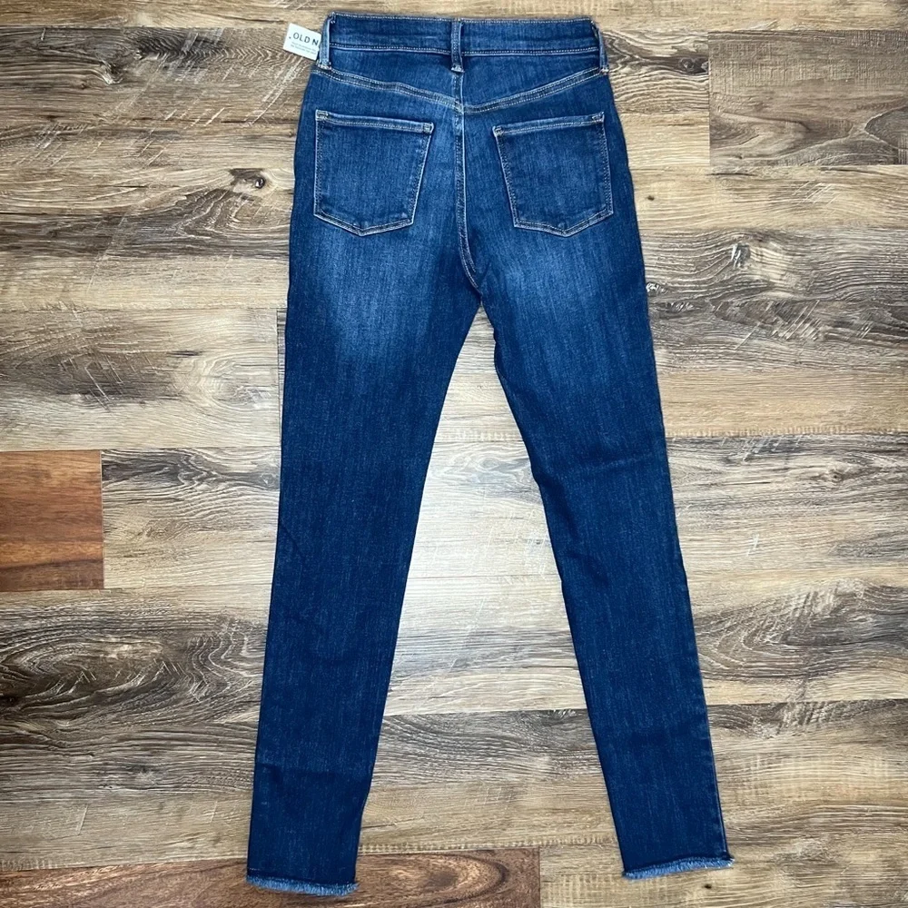 Old Navy High Waisted Rockstar 360° Stretch Jeggings - Dark Medium Wash, Size 14
